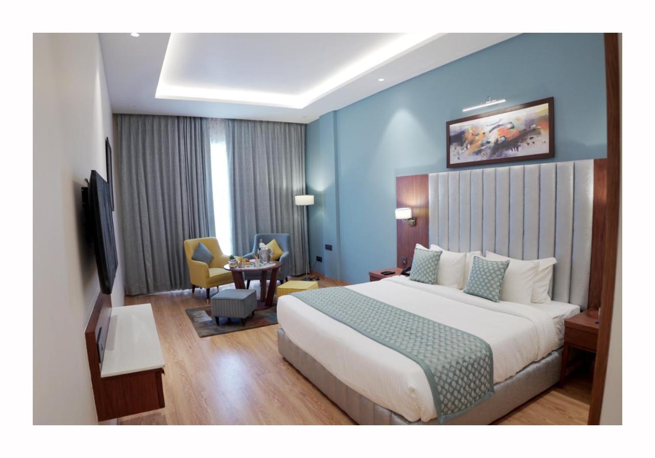 Golden Tulip Chandigarh, Панчкула Екстериор снимка