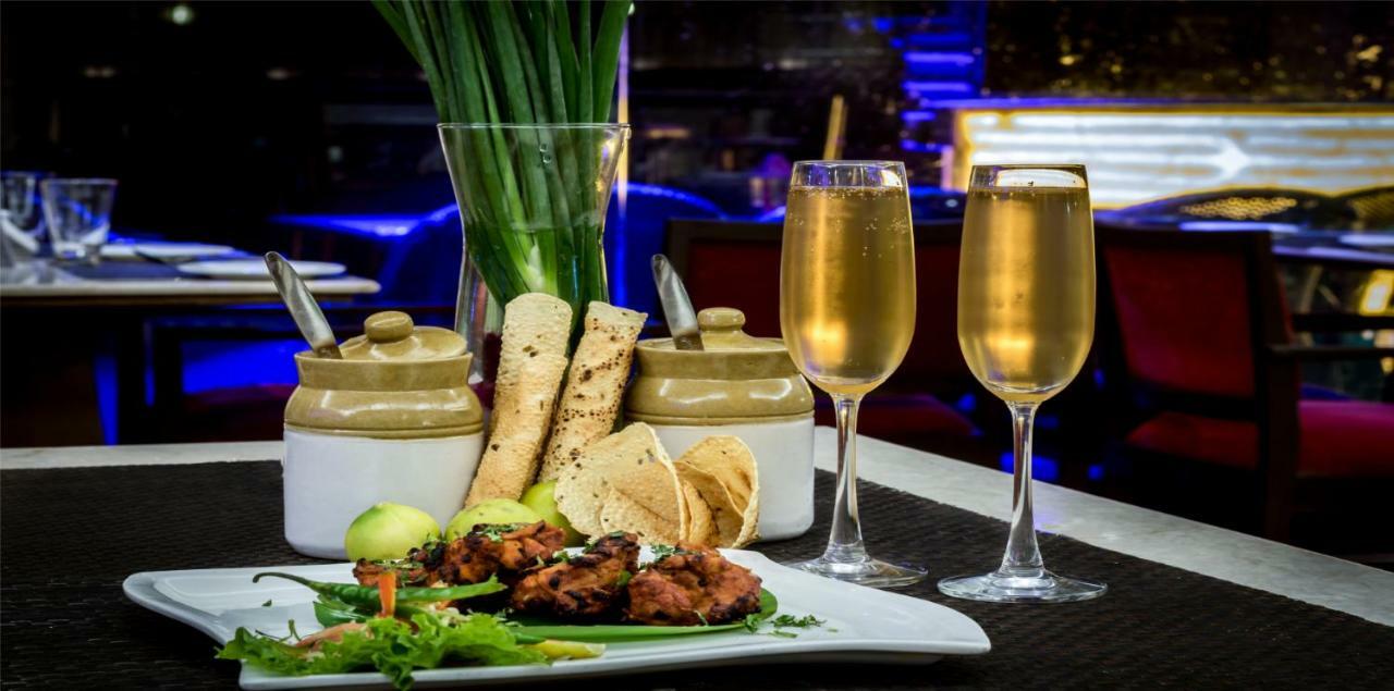 Golden Tulip Chandigarh, Панчкула Екстериор снимка