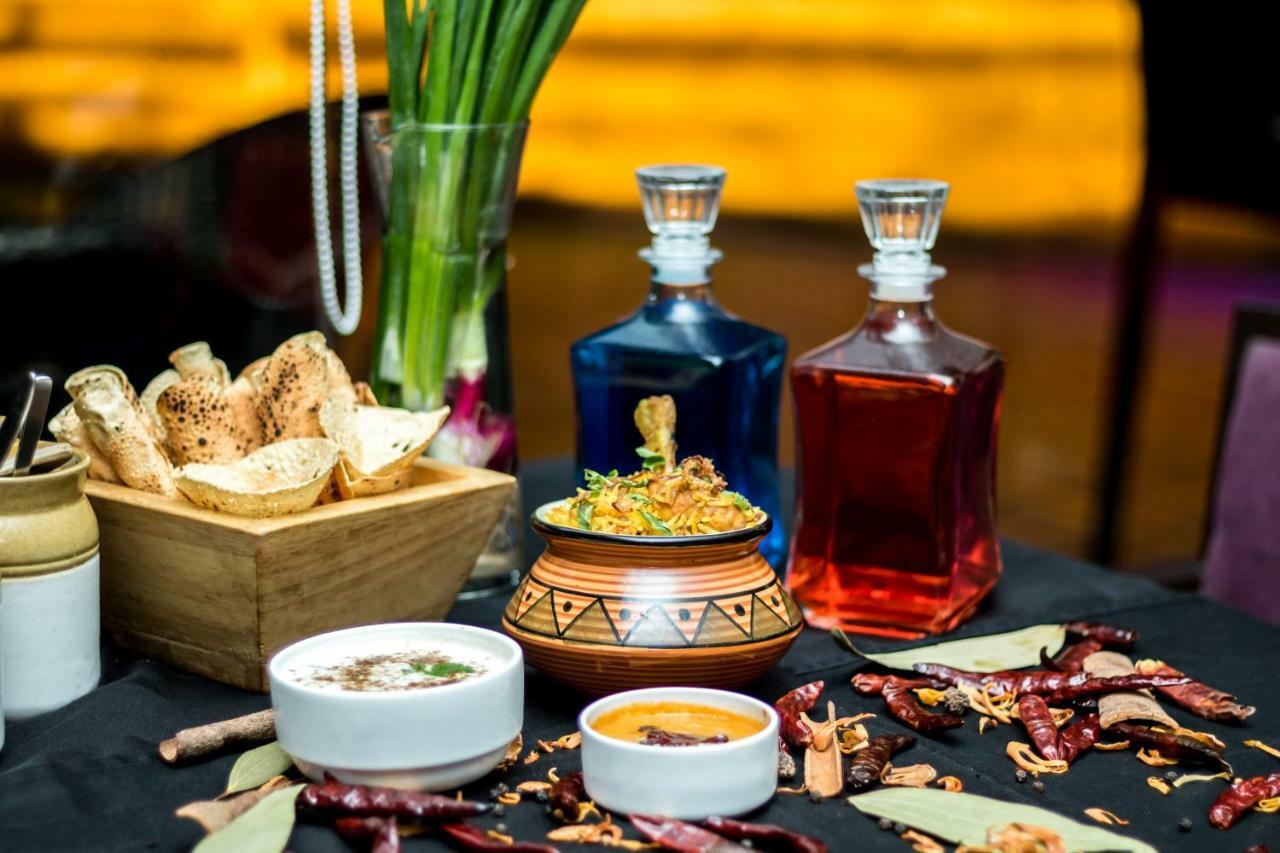 Golden Tulip Chandigarh, Панчкула Екстериор снимка