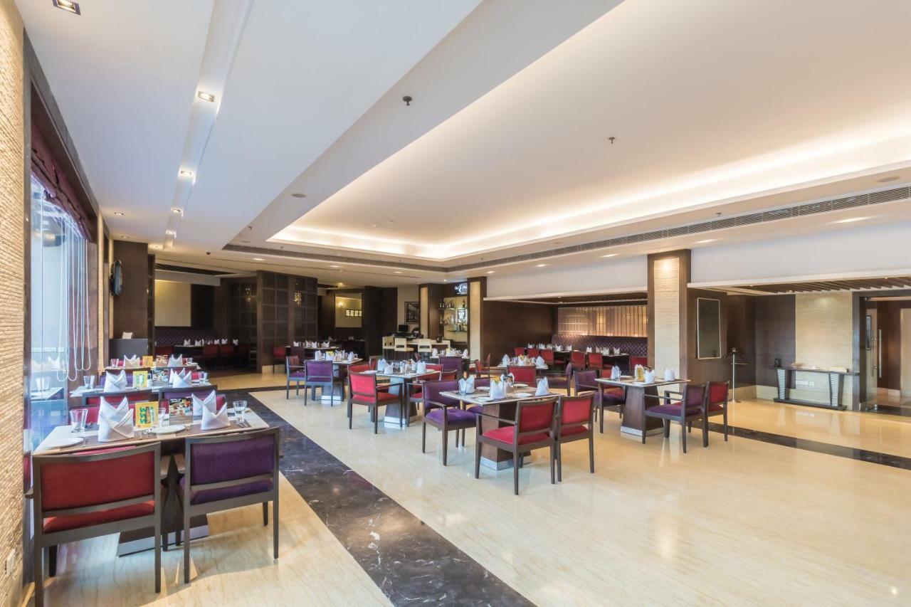 Golden Tulip Chandigarh, Panchkula Екстериор снимка