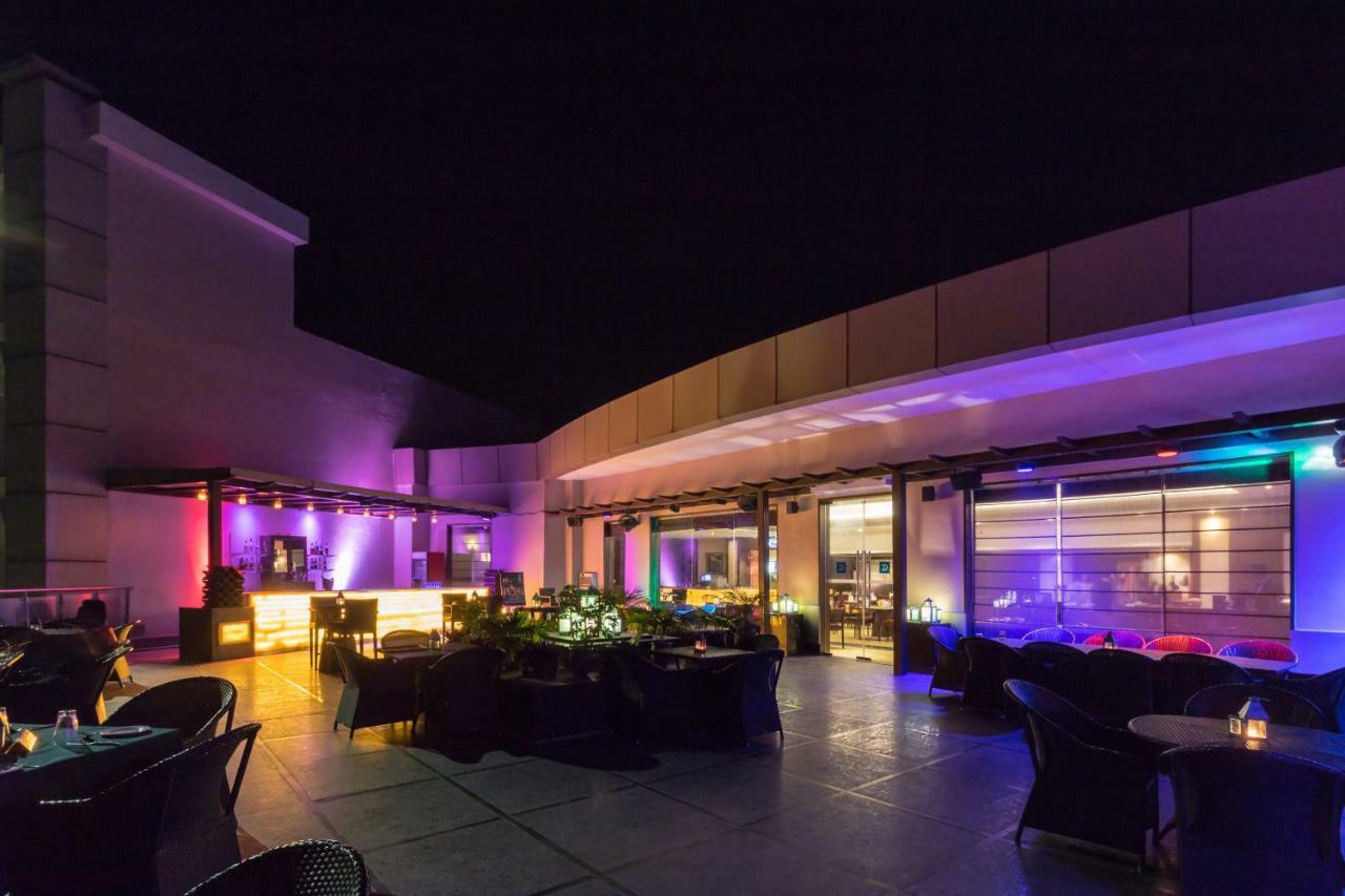 Golden Tulip Chandigarh, Панчкула Екстериор снимка