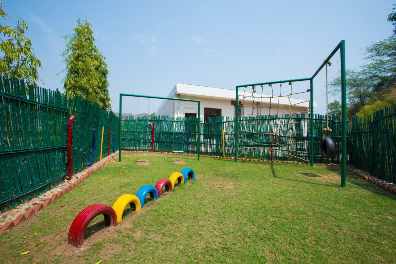 Golden Tulip Chandigarh, Панчкула Екстериор снимка
